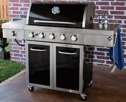5 Burner Gas Grill With Smoker